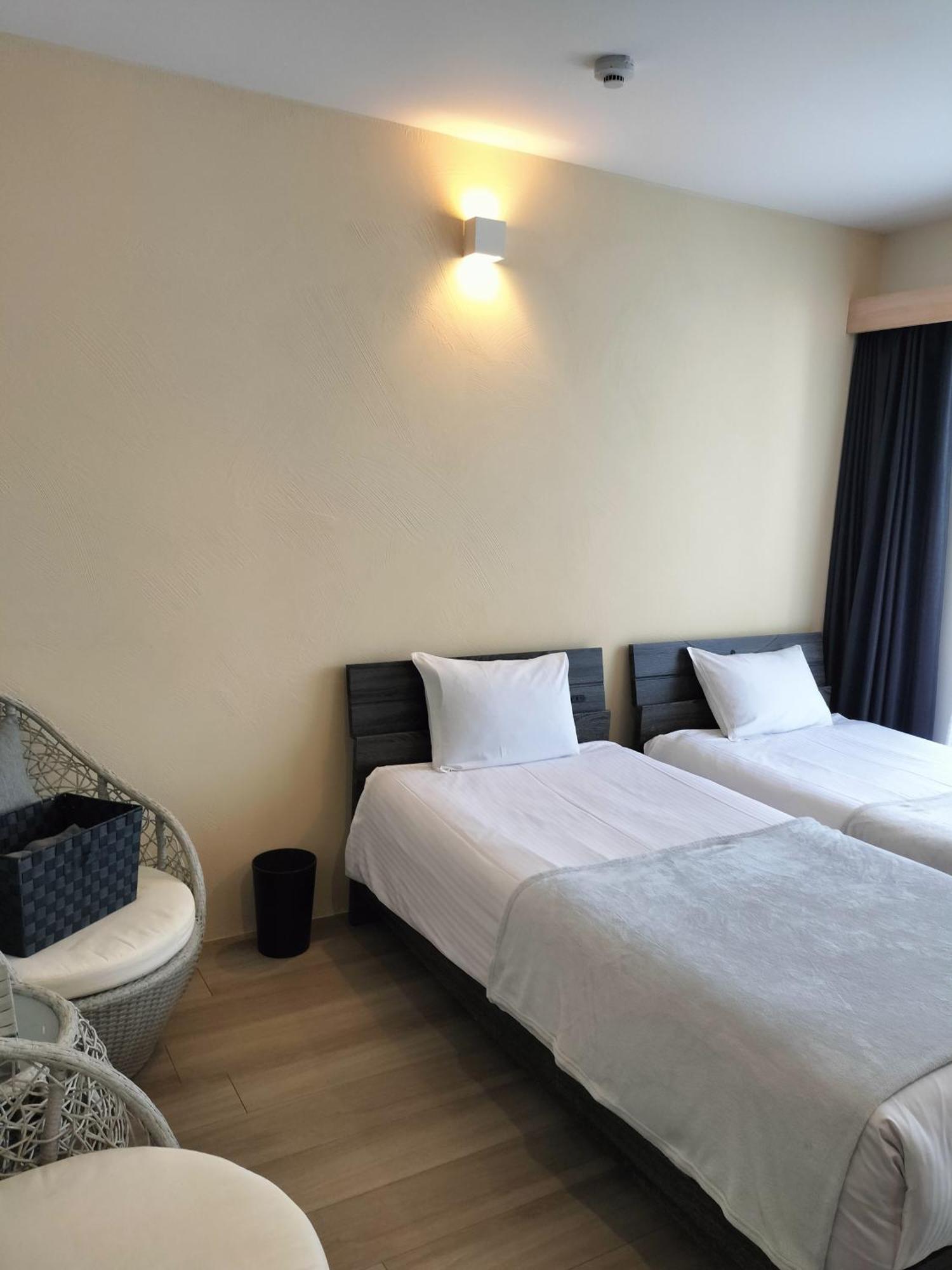 Room Biotop Yomitan Eksteriør billede